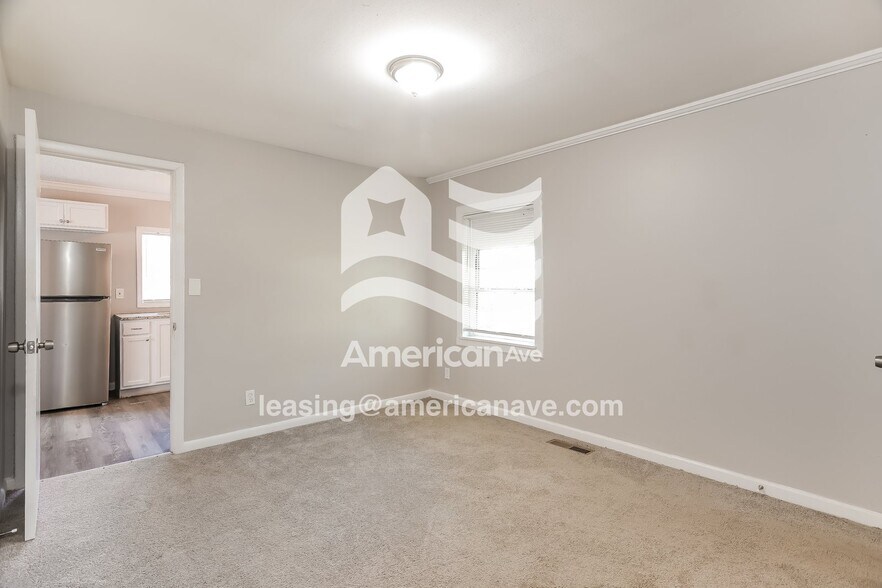 Building Photo - 719 Jeannine Ct