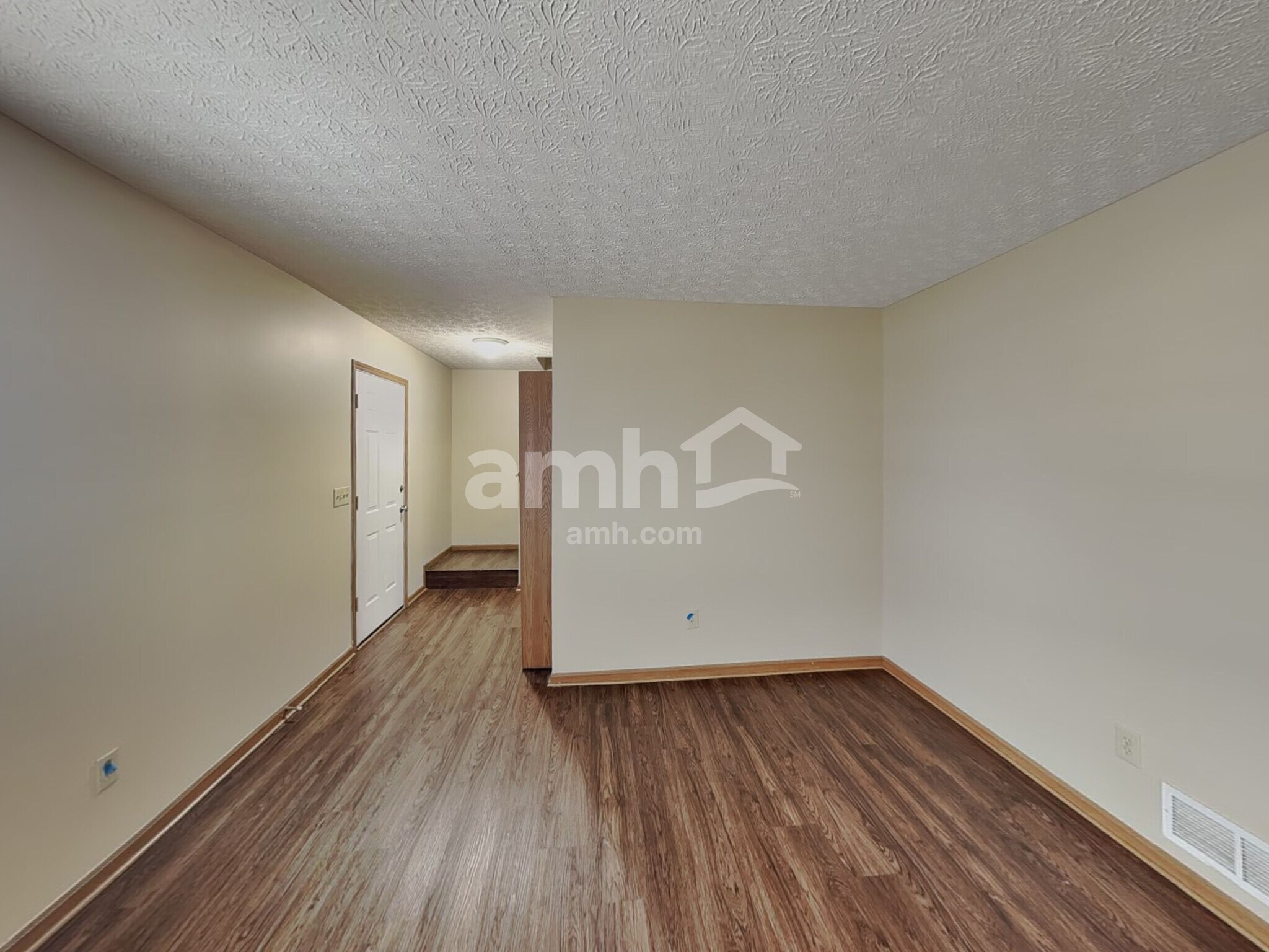 Building Photo - 6647 Hilmar Dr