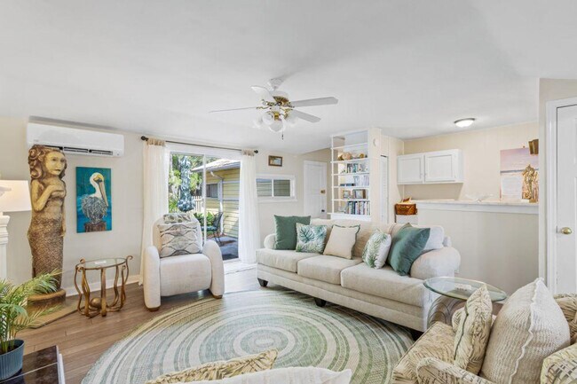 Building Photo - 11520 Council Ln