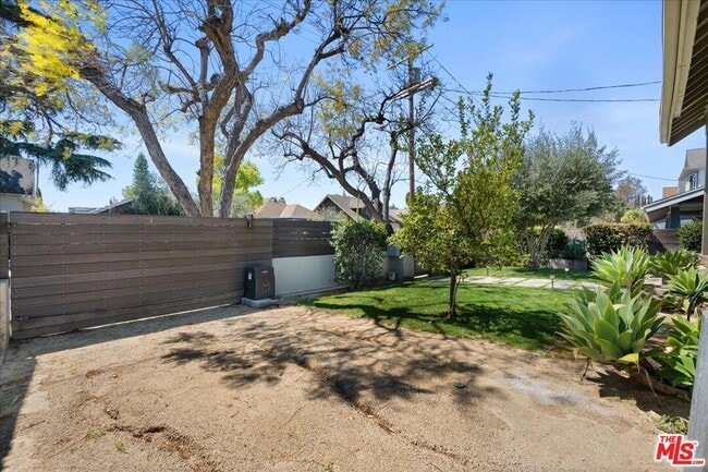 Building Photo - 4525 Melbourne Ave