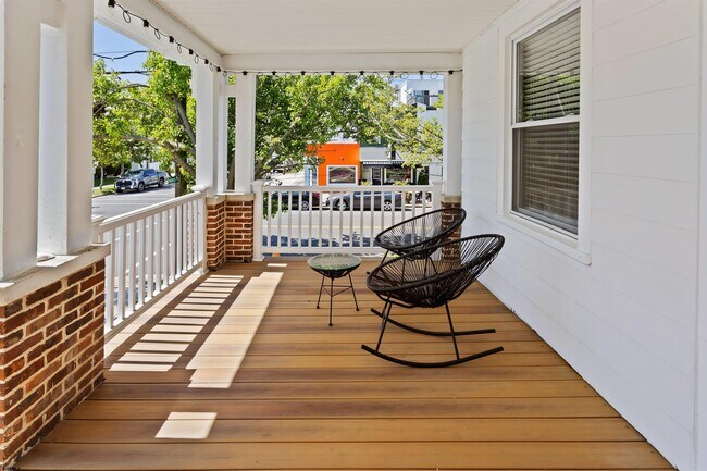 Building Photo - 1 S Delancy Pl