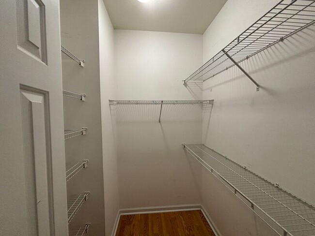 Building Photo - 112 Salinas Ct