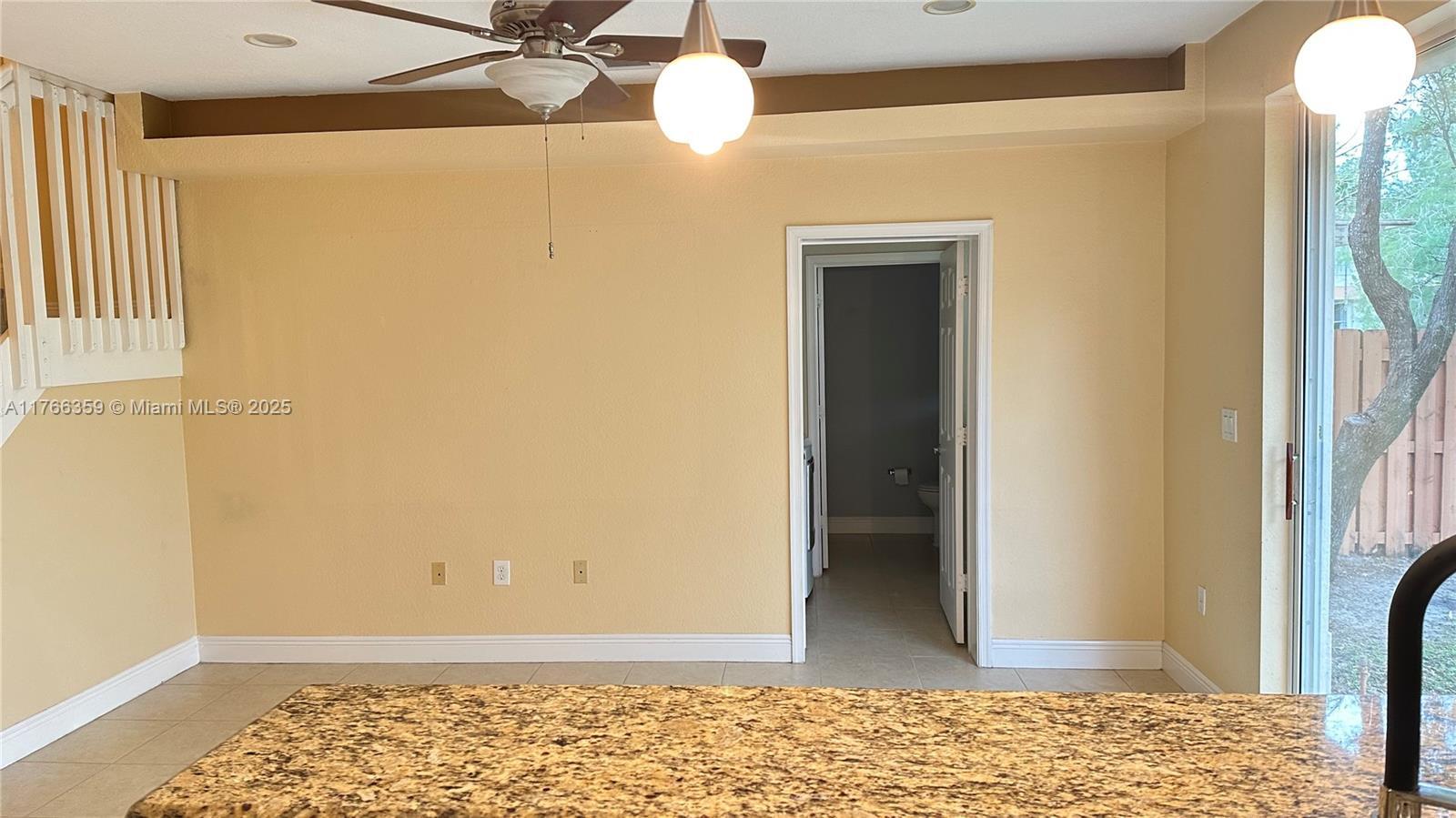 Building Photo - 6543 Hidden Cove Dr