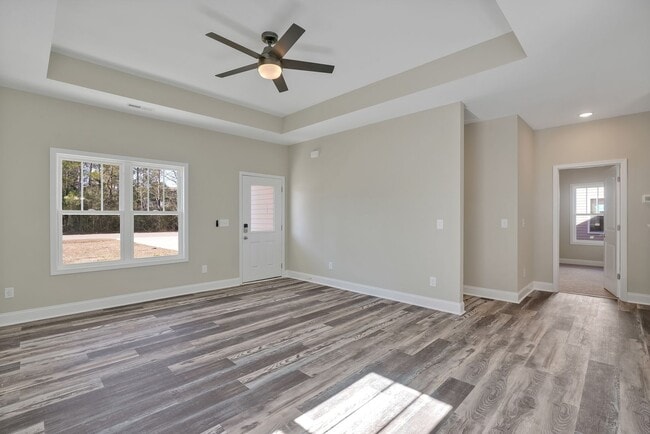Building Photo - Beautiful  3 bed 2 bath Home in Hampstead