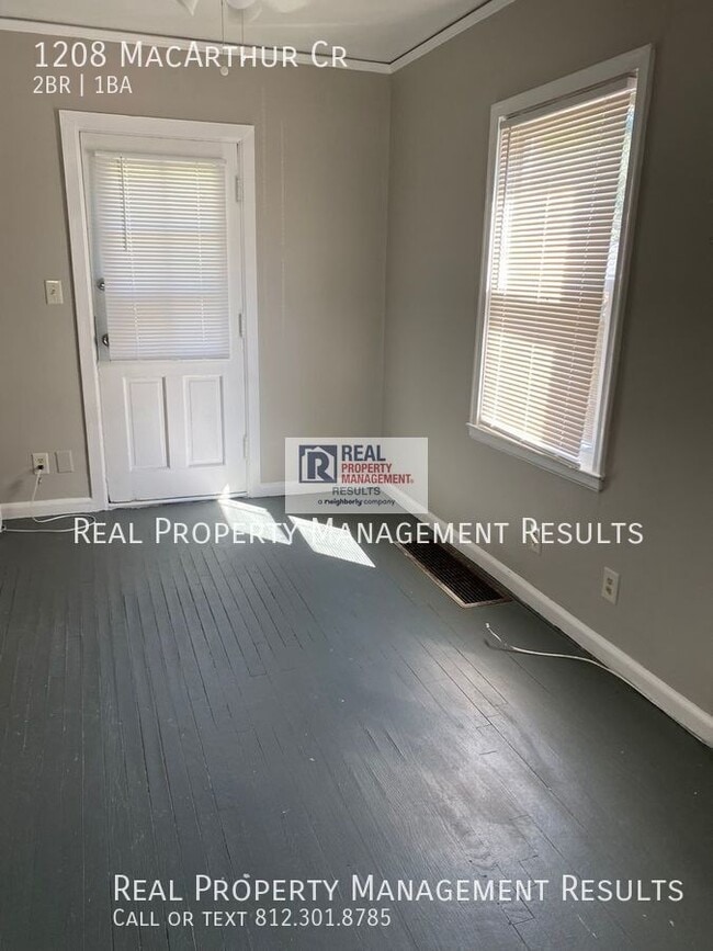 Building Photo - 1208 MacArthur Dr