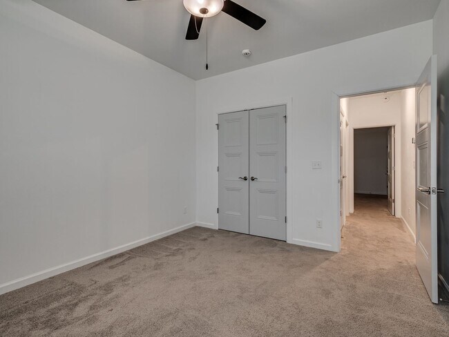 Building Photo - 4 Bedroom + Yukon Schools