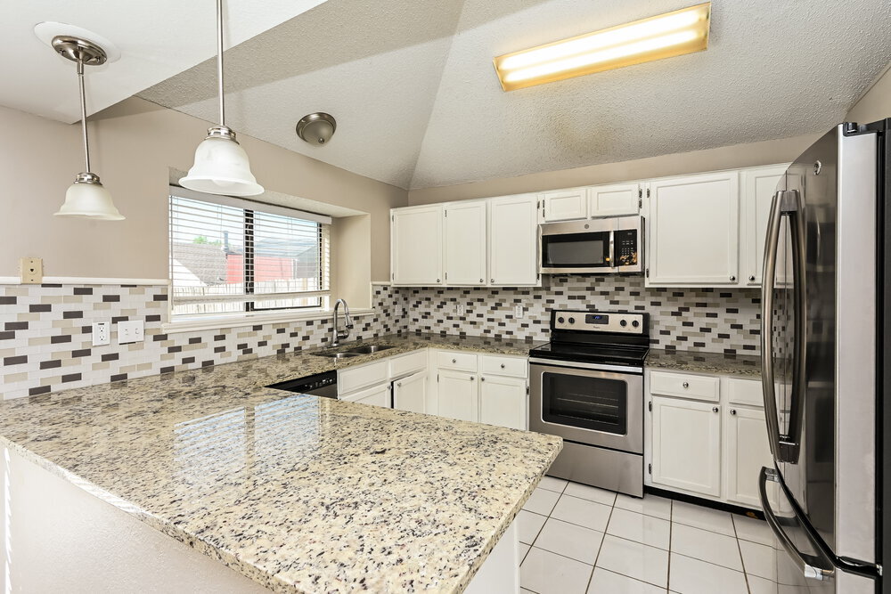 Building Photo - 3309 Country Creek Ln