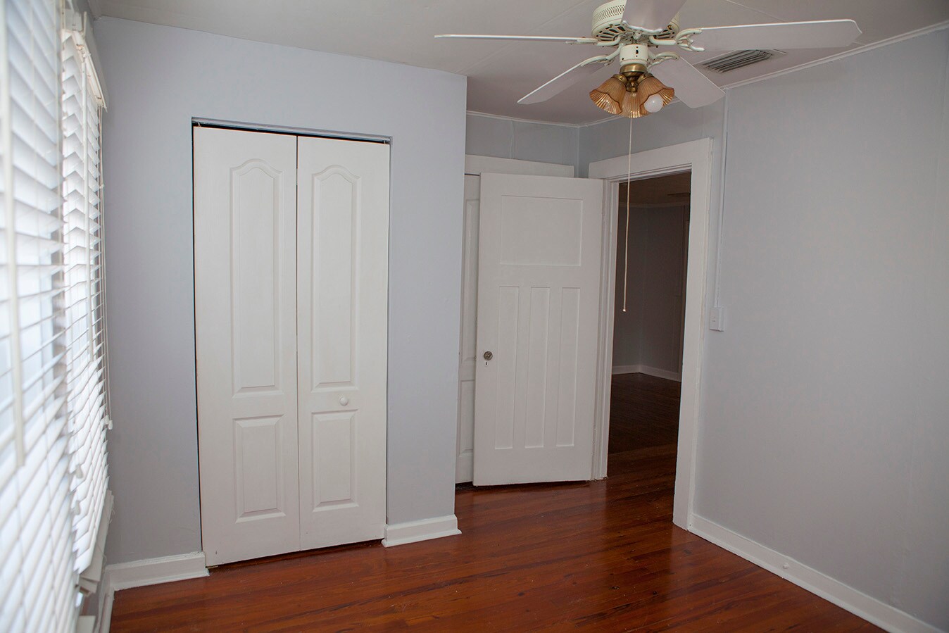 Building Photo - 419 43rd St