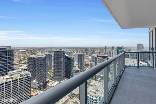 Building Photo - 2 br, 2 bath Condo - 1331 Brickell Bay Dr ...