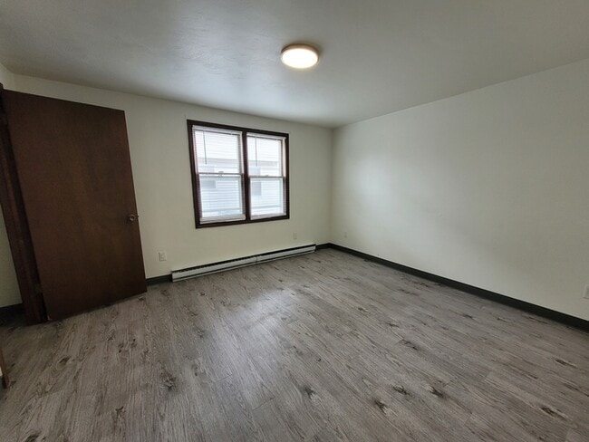 Building Photo - 1720 Badger St
