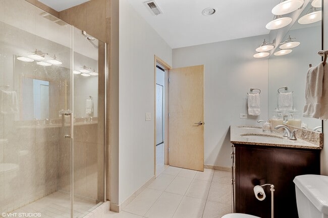 Building Photo - 375 W Erie St