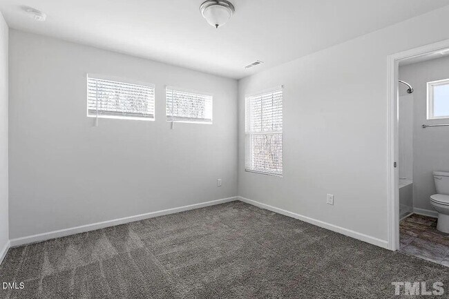 Building Photo - 1195 Chestnut Bluff Run