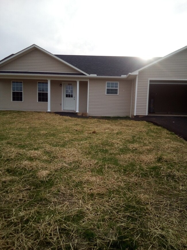 Building Photo - Single Family Home in White Pine TN