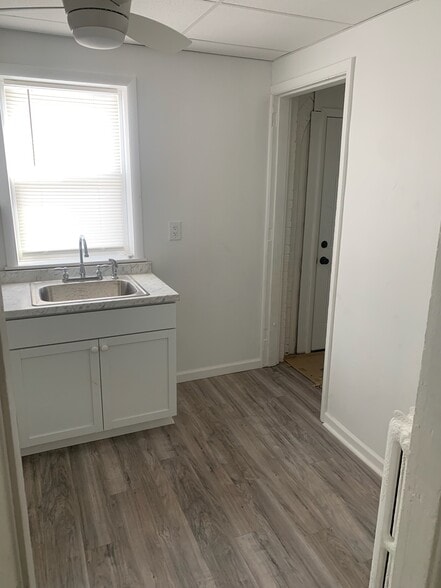 Kitchen - 212 N 3rd St