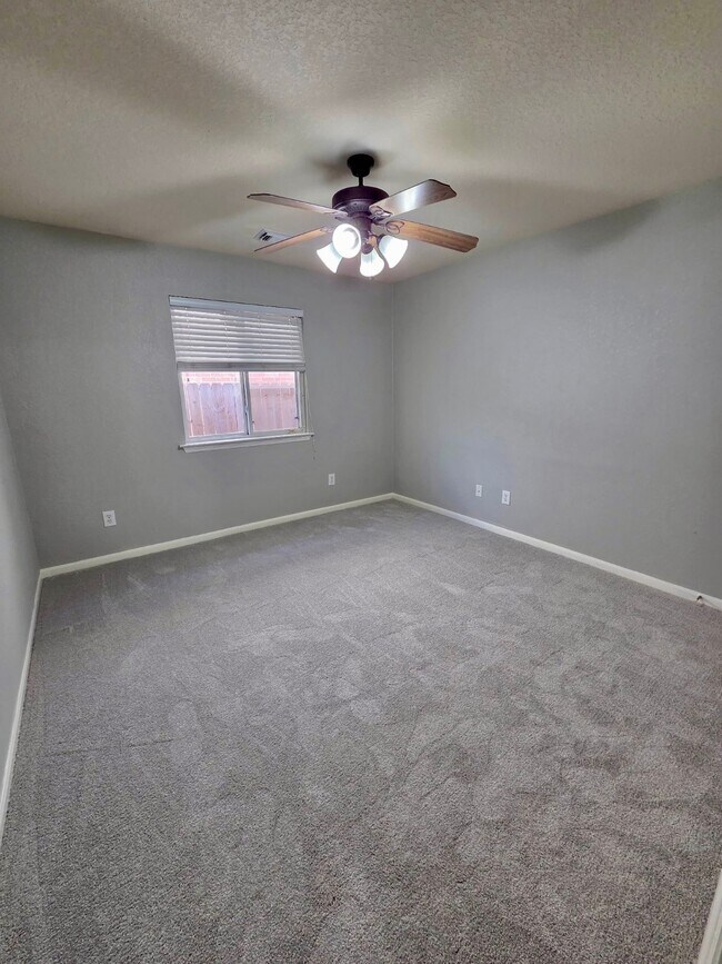 Building Photo - 21110 Machall Manor Ct