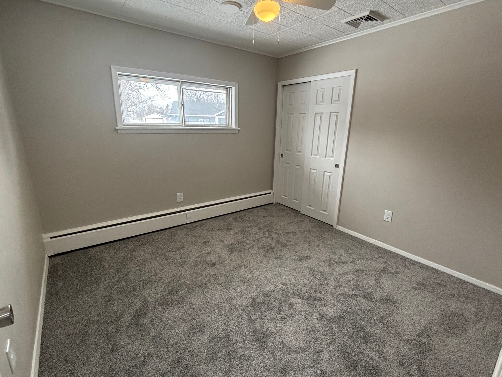 Building Photo - 1001 Rozel Ave