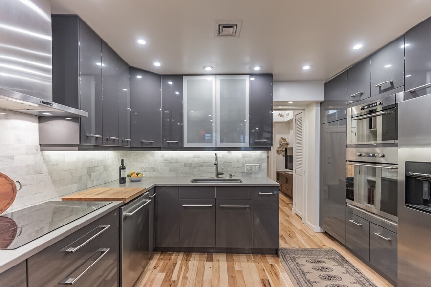 Kitchen - 807 E Passyunk Ave