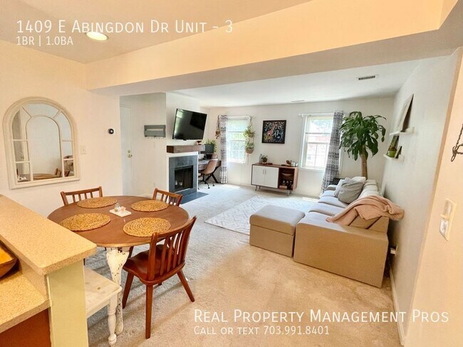 Building Photo - 1409 E Abingdon Dr