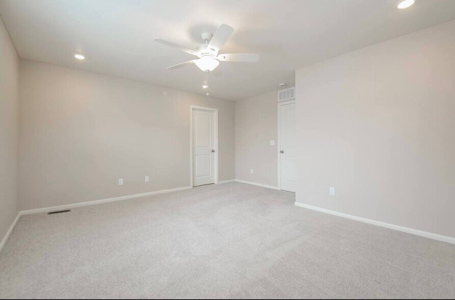 Building Photo - 10169 Scranton Ct