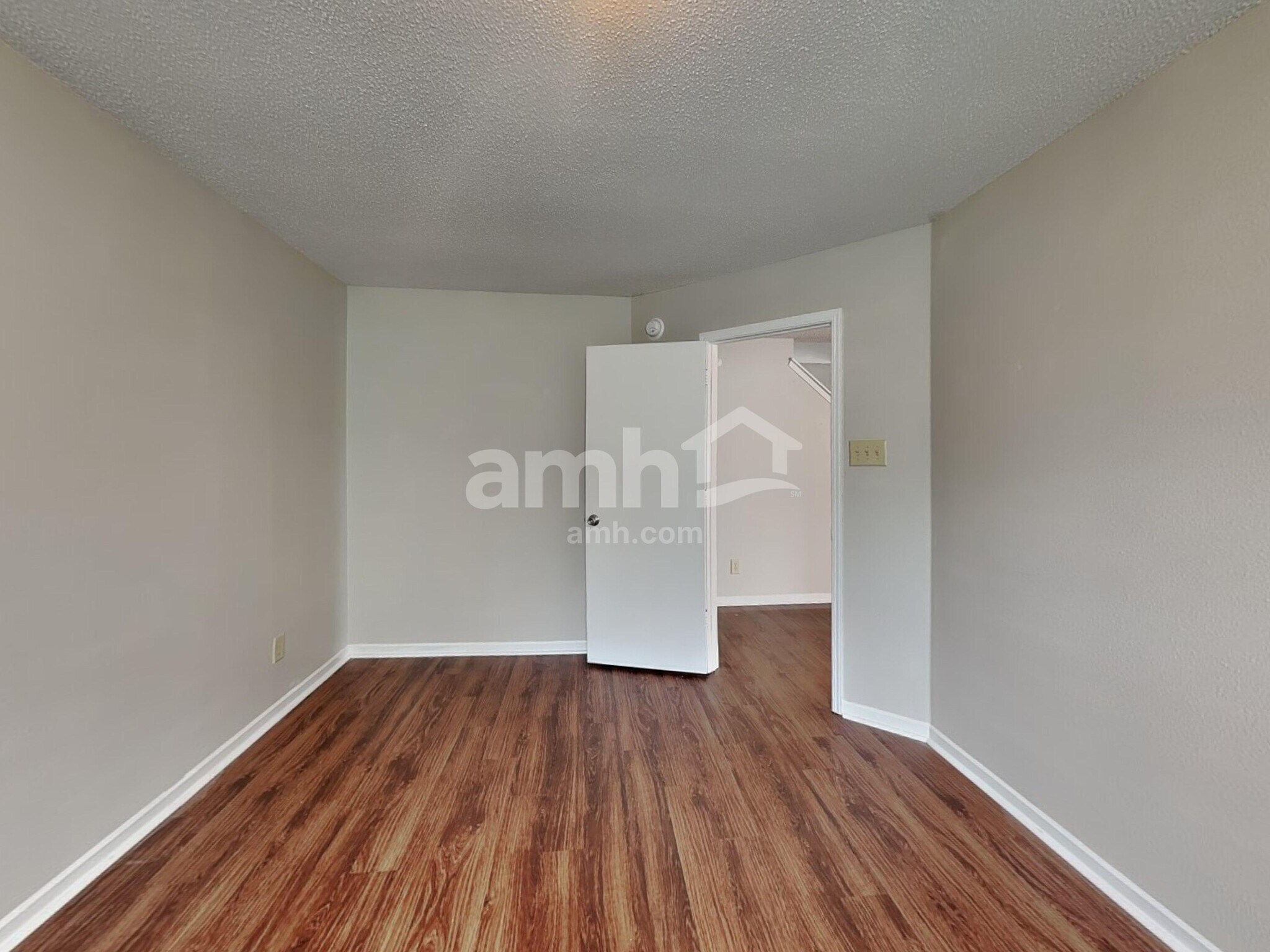 Building Photo - 10296 Kings Gap Way