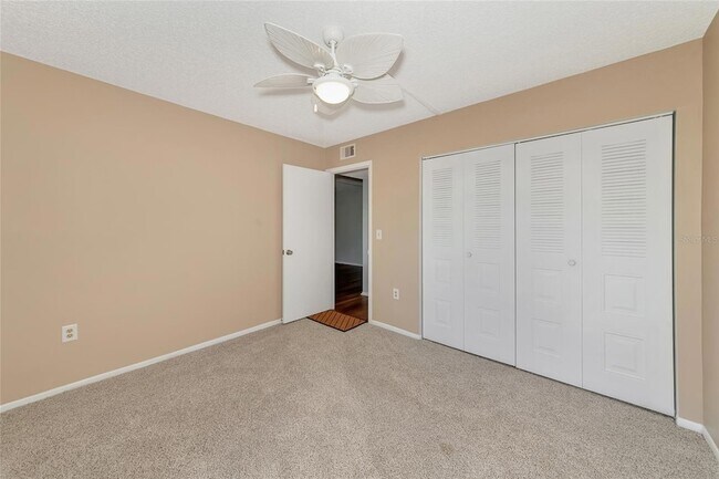 Building Photo - 425 30th Ave W