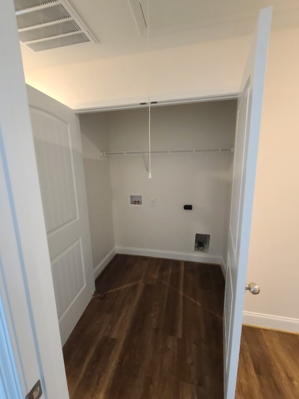 Building Photo - 106 Solis Ct