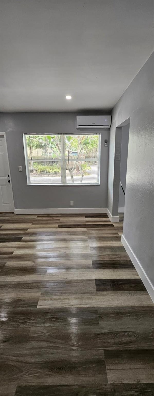 Building Photo - 1501 N Andrews Ave