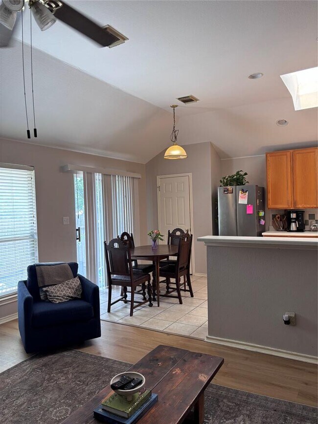 Building Photo - 14901 Sand Dollar Ct