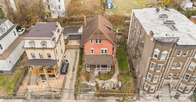 Building Photo - 104 Buena Vista Ave