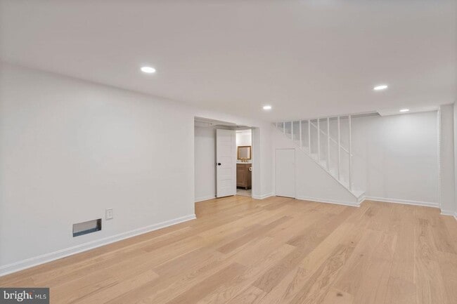Building Photo - 1616 N Harrison St