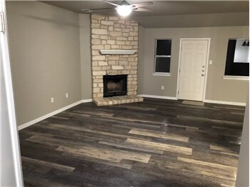 Building Photo - 5006 Parkwood Dr