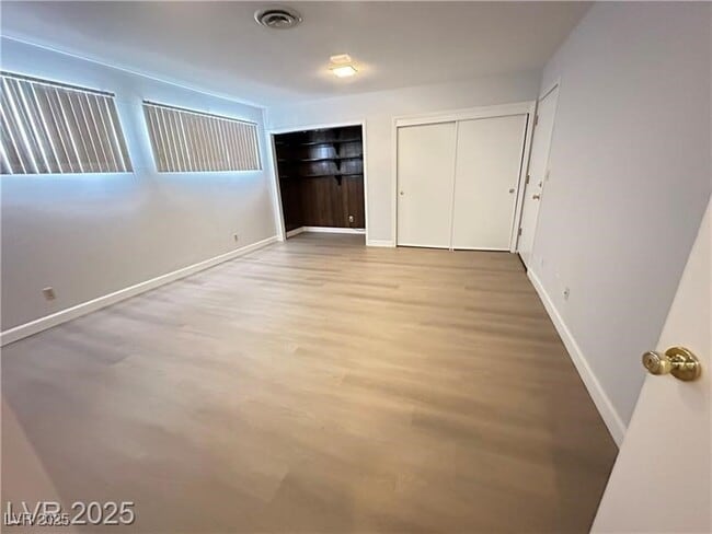 Building Photo - 2186 Gabriel Dr
