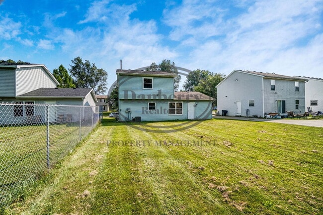 Building Photo - 3540 Willow Run Dr