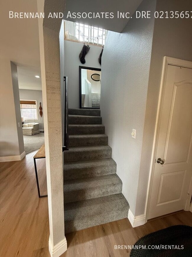 Building Photo - 1415 Granite Hills Dr