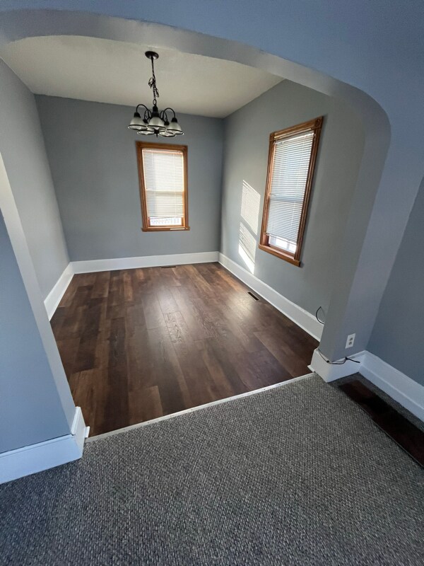 Building Photo - 231 2nd St