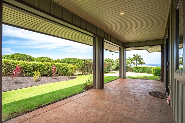 Building Photo - Stunning Single-Lever 2 Bed/ 2 Bath Home in Kaanapali Coffee Farms