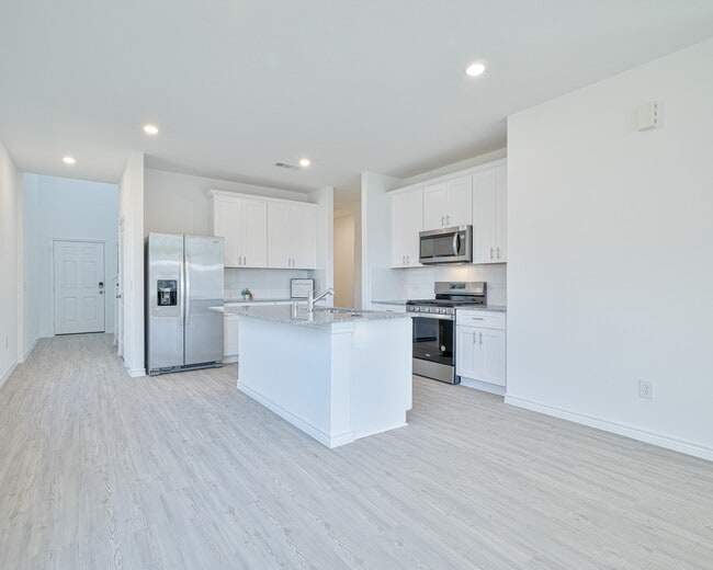 Building Photo - 15126 Canyon Rapids Rd