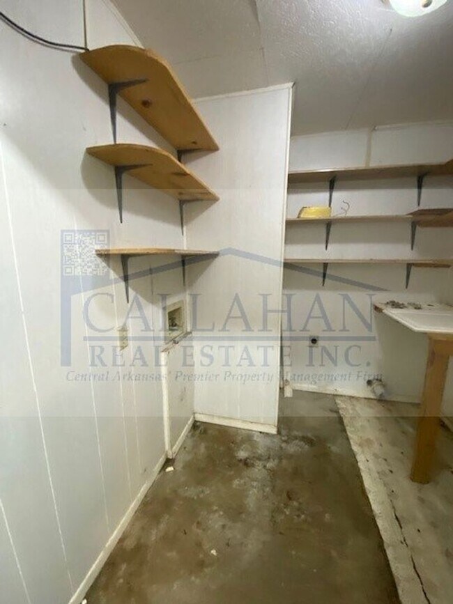 Building Photo - NLR 2 Bedroom Home