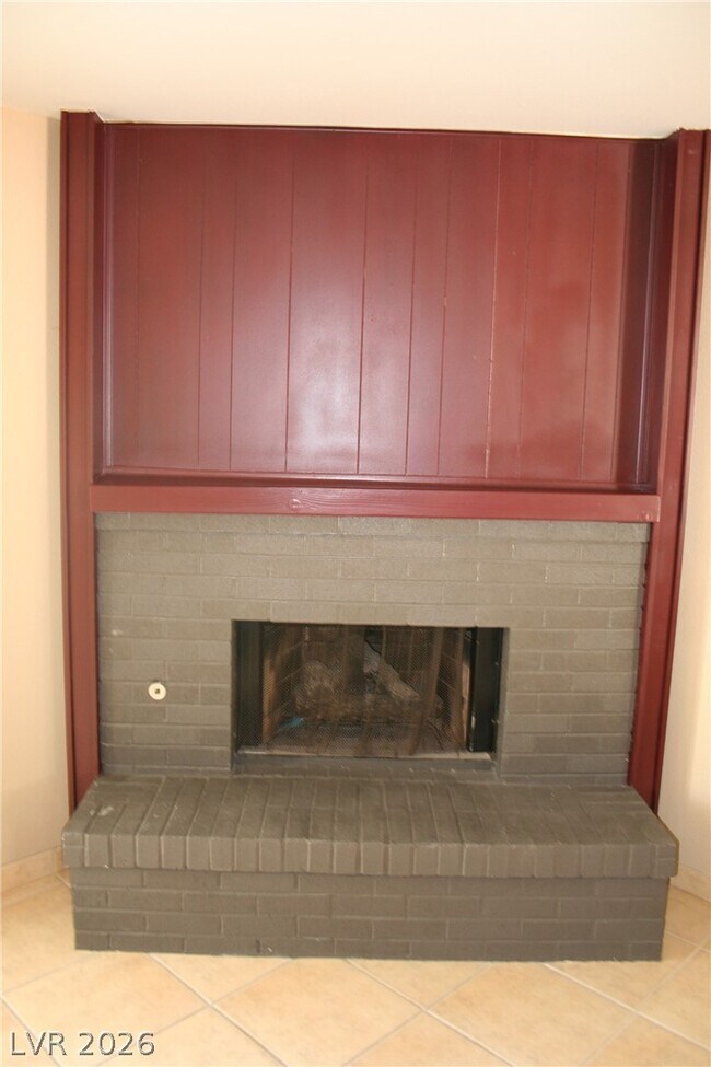 Building Photo - 2894 Lilac Ct