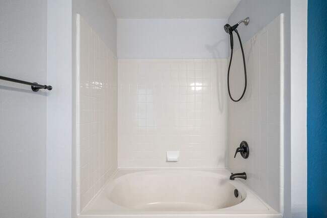 Building Photo - Spacious 4-Bed Home with Fenced Yard and Garage in Cibolo – 2,568 Sq Ft of Comfort