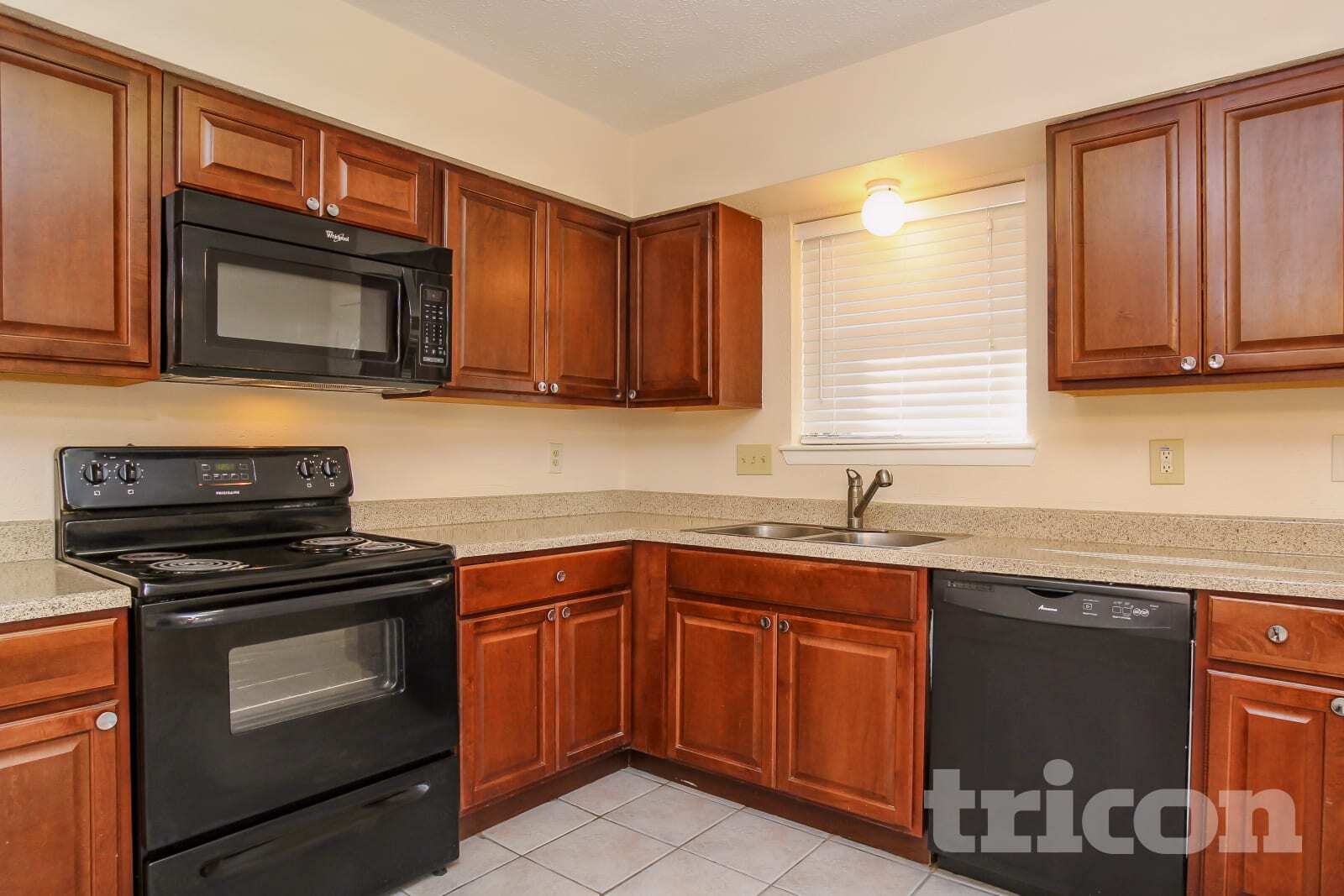 Building Photo - 4615 Tealgate Dr