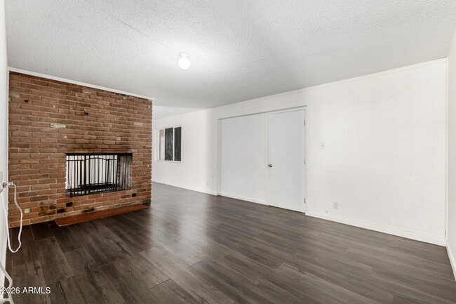 Building Photo - 3945 W Orange Dr