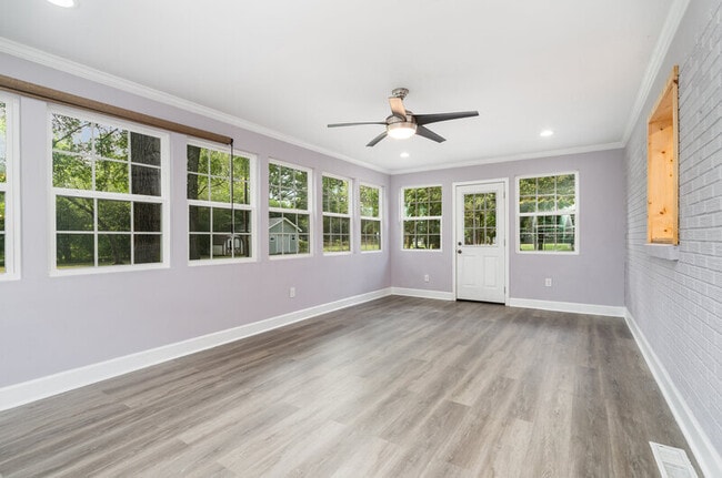 Building Photo - 7332 Kuck Rd