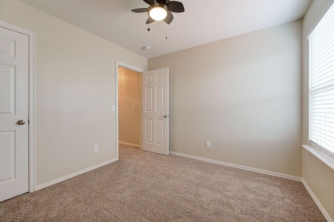 Building Photo - Stunning 3-Bedroom Home in Beautiful Piedmont Community!