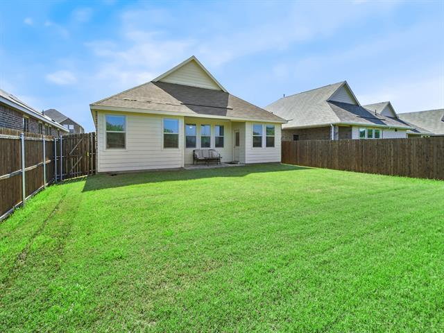 Building Photo - 3413 Kingsview Dr