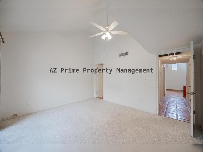 Building Photo - 5354 N 3rd Ave