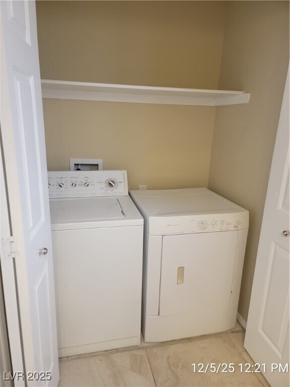 Building Photo - 5921 Royal Castle Ln