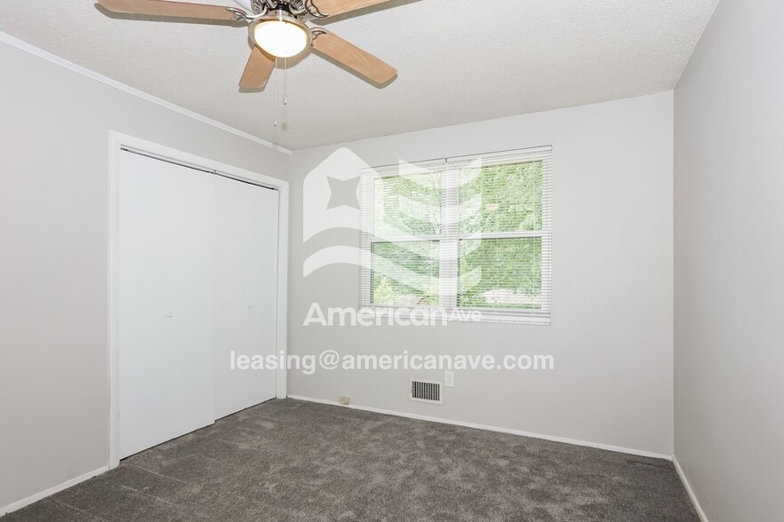 Building Photo - 2231 Mura Dr