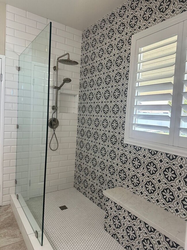 Building Photo - Single Story cul-de-sac 3Beds/2Bath Home i...