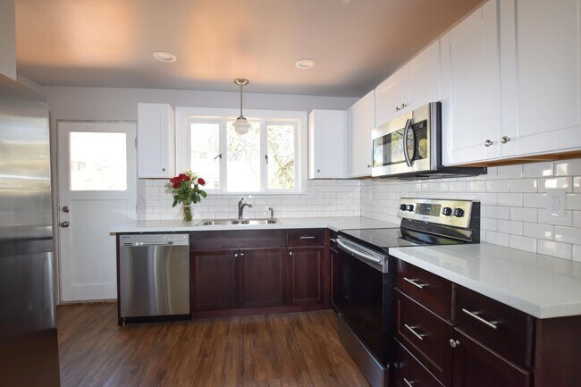 Building Photo - Morrison